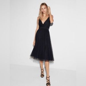 EXPRESS Cocktail Dress size 2 A-line Midi TULLE Spaghetti Strap Navy Blue